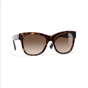 NIB CHANEL CH5380 tort sunnies 🕶